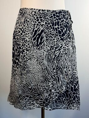 100% Silk Lined Vintage Wrap Black and White Animal-Pattern A-Line Skirt
